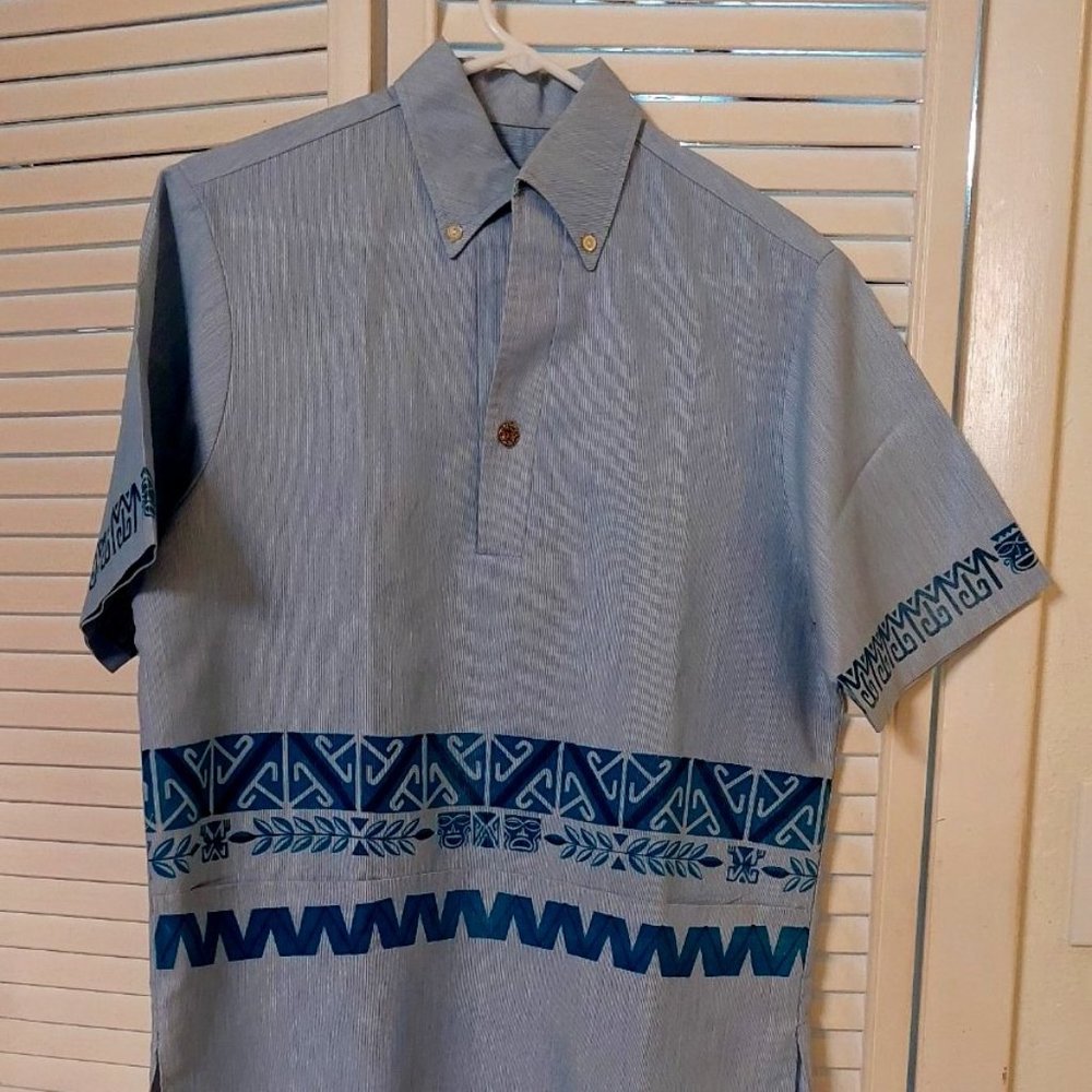 1960s Liberty House Iolani Hawaiian Shirt